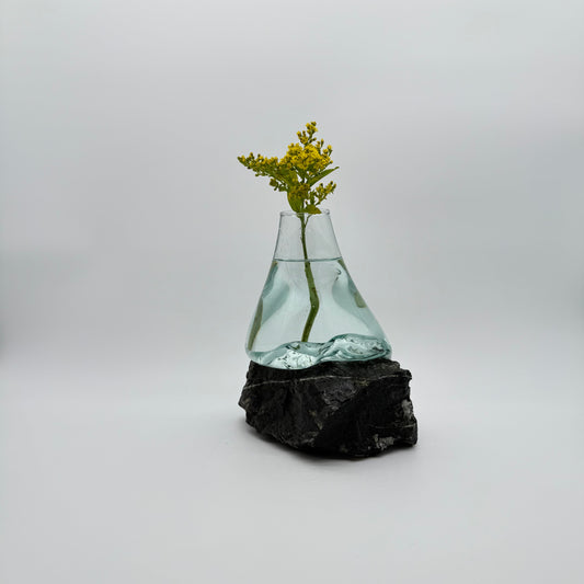 Exclusive Handmade Glass Vase with Natural Stone – Rare Collector’s Piece13