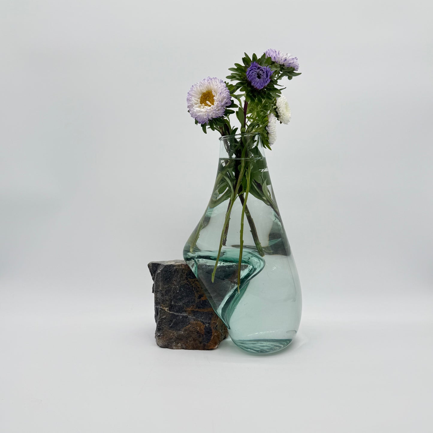 Exclusive Handmade Glass Vase with Natural Stone – Rare Collector’s Piece 11