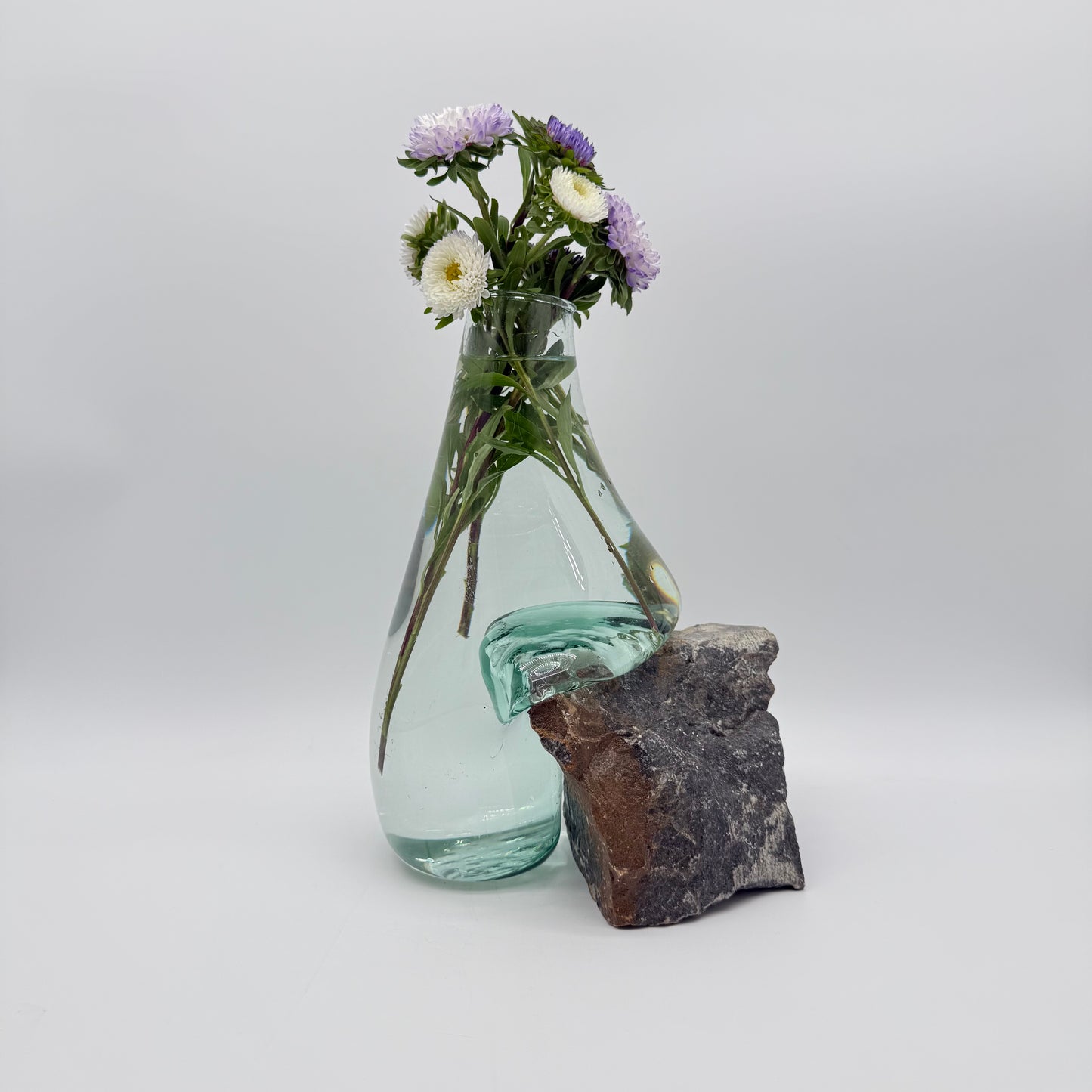 Exclusive Handmade Glass Vase with Natural Stone – Rare Collector’s Piece 11