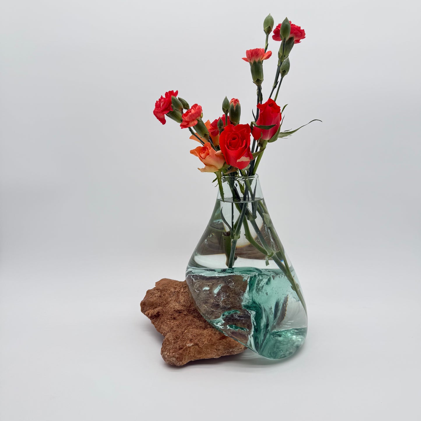 Hand-Blown Glass Vase with Stone Base – Timeless Artistic Home Decor 12
