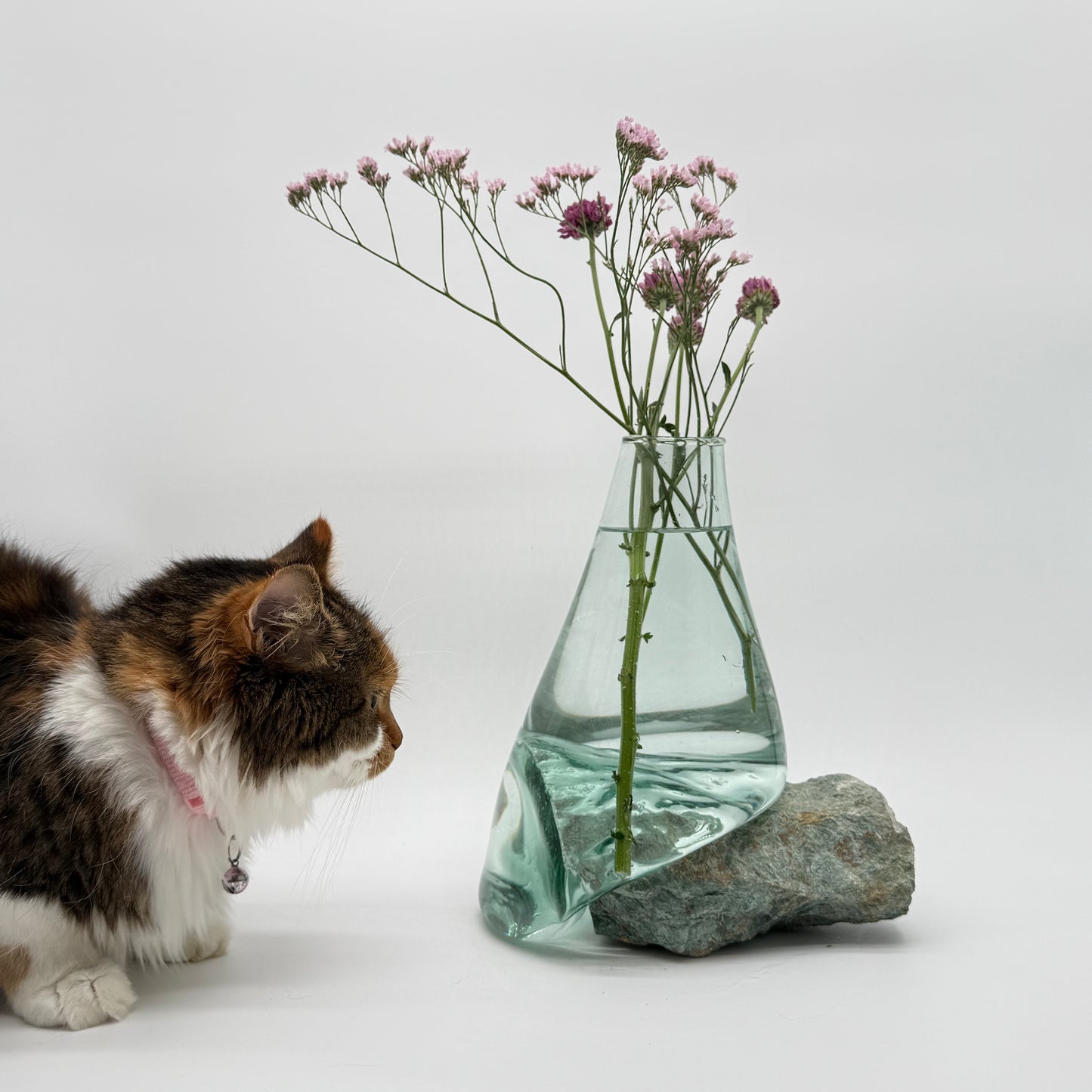 Handcrafted Glass & Stone Vase – Unique Artistic Home Decor16